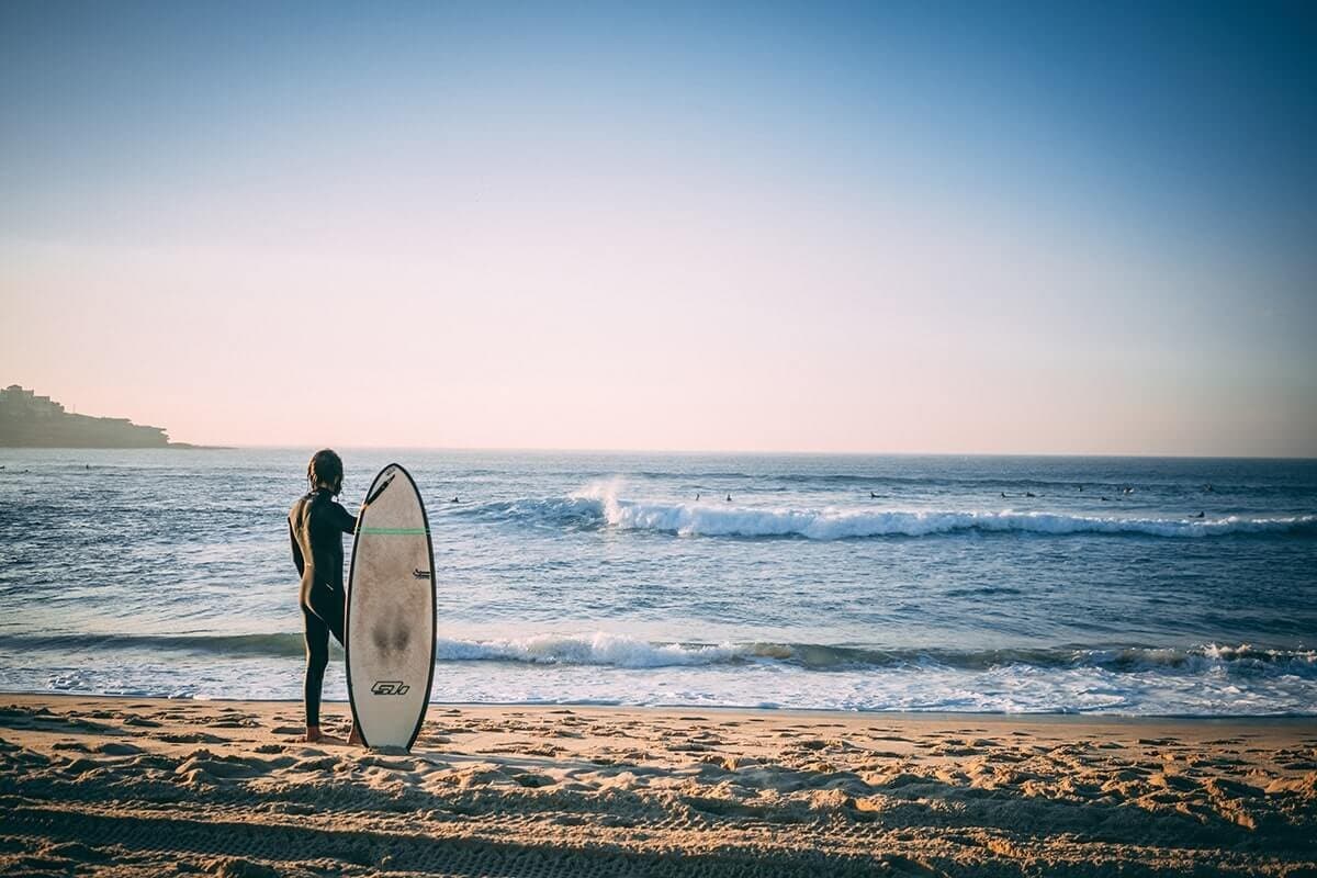 10 things to know for beginners in surfing